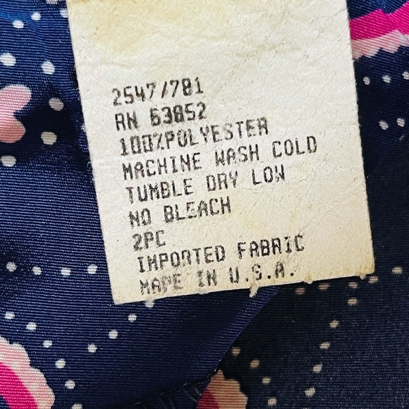 Stuart Allen Vintage 2 Piece Pleated Skirt Set - Picture 9 of 11